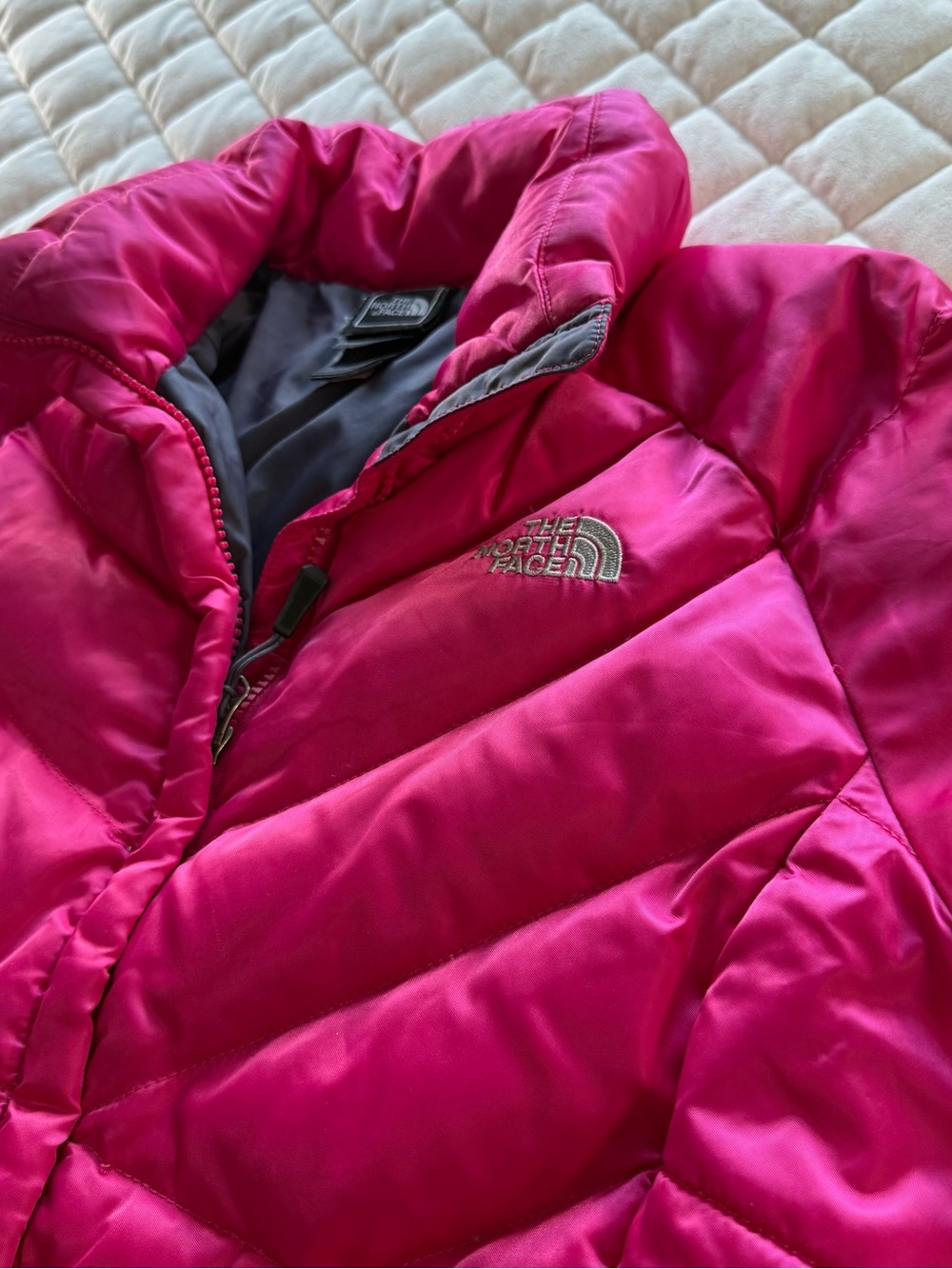 The North Face Pink 550 Down Winter Puffer Jacket Coat Women's Small S Regular